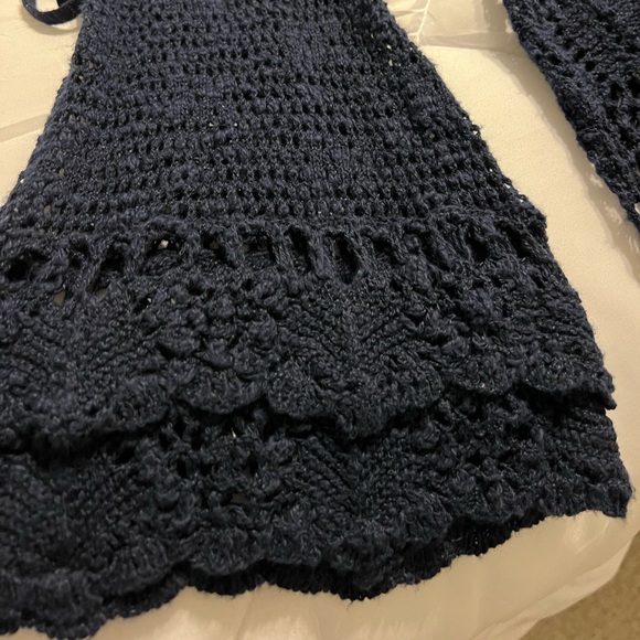 Soho, New York and Company black knit sweater - Picture 4 of 11